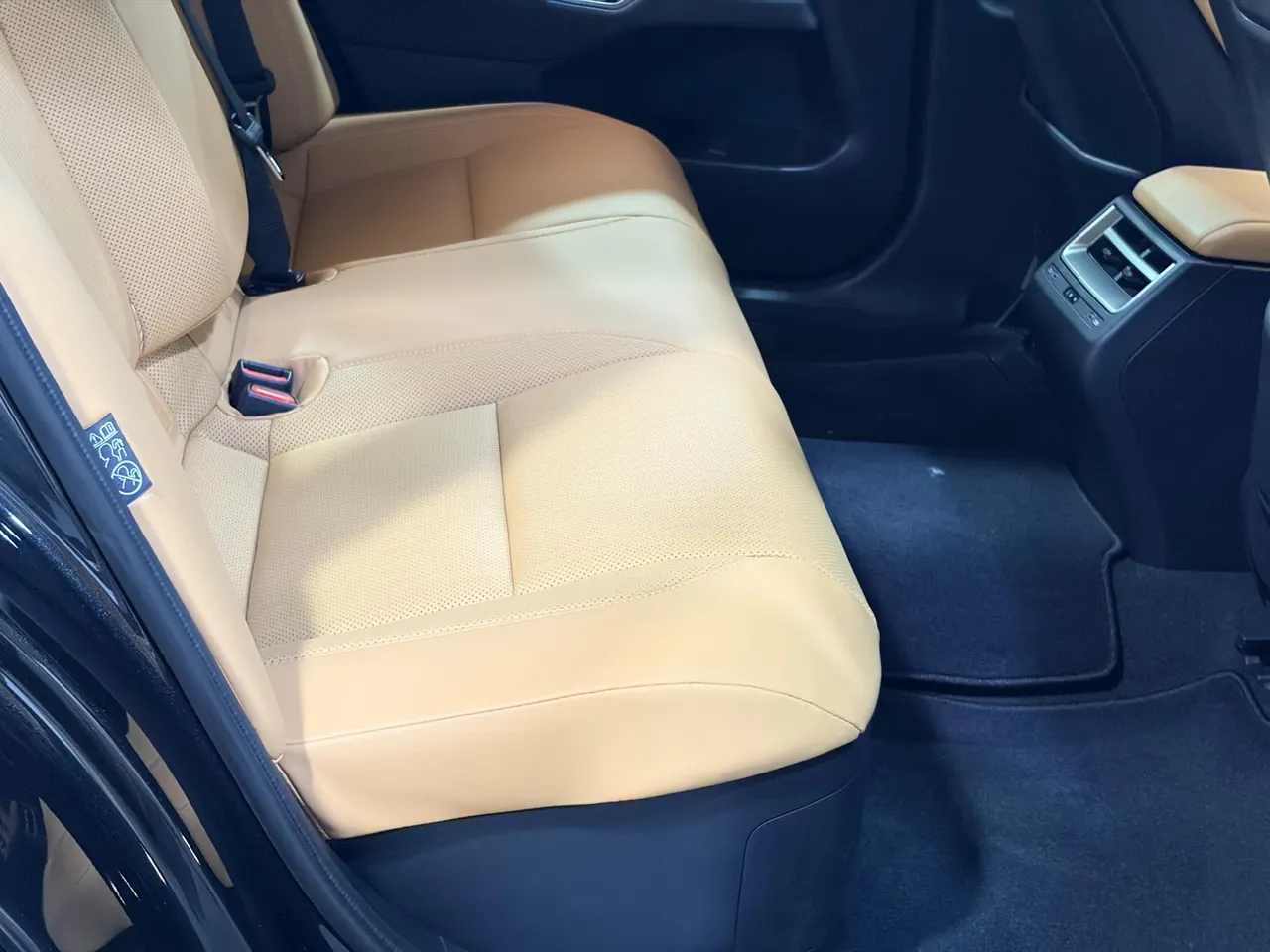 Lexus ES (Imported) 2026 ES300h 2.0 Stepless Automatic Gear 13