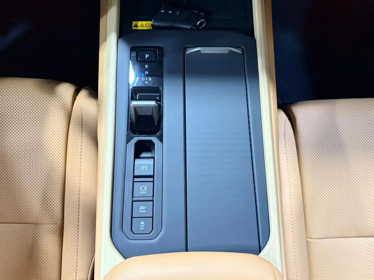 Lexus ES (Imported) 2026 ES300h 2.0 Stepless Automatic Gear 17