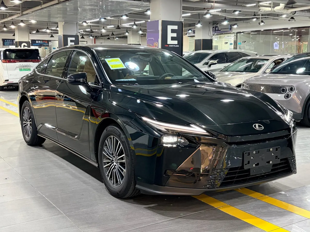 Lexus ES (Imported) 2026 ES300h 2.0 Stepless Automatic Gear 3