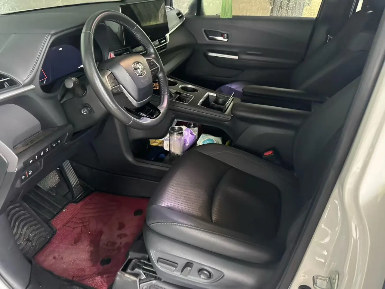 Toyota 2023 Sana 2.5 Stepless Platinum Edition Automatic Transmission 5
