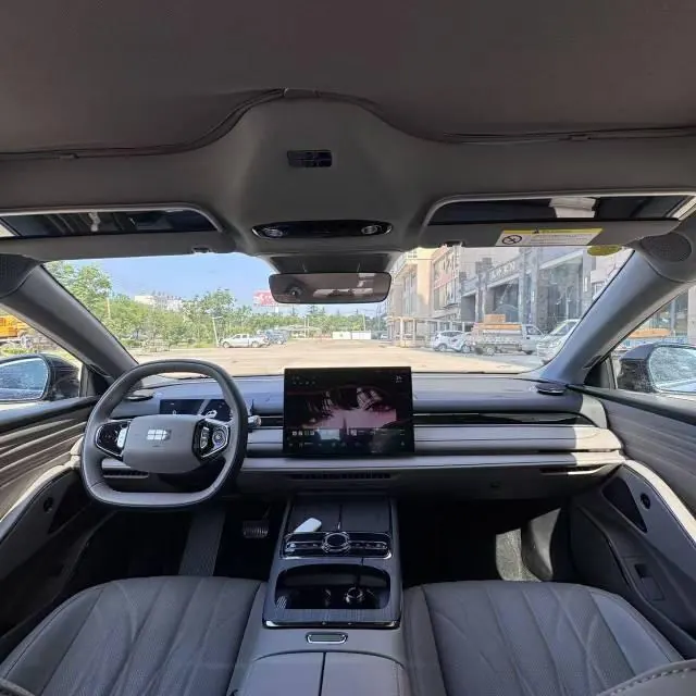 Geely Galaxy 2025 Xingyao 8 EM-i 1.5 130km Premium Edition Automatic Gear 6