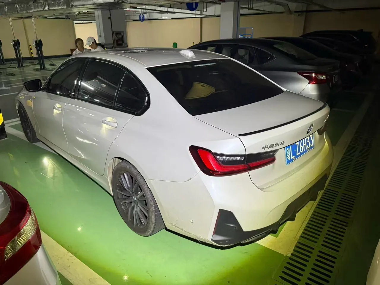 BMW 3 Series 2023 325Li 2.0T M Sports Obsidian Night Suit Automatic Gear 6