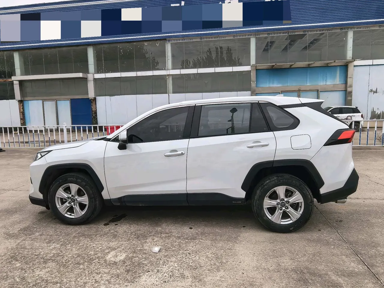Toyota 2023 RAV4 Rongbo 2.0 Stepless Two-Drive City Edition Automatic Gear 7