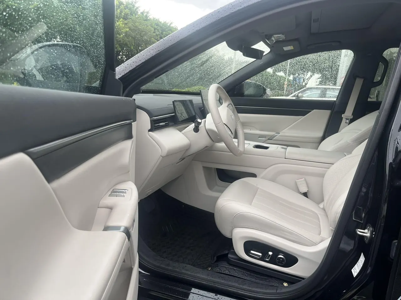 Yi Pai 2026 eπ 008 Pure Electric Home Edition 6-seat Automatic Gear 5