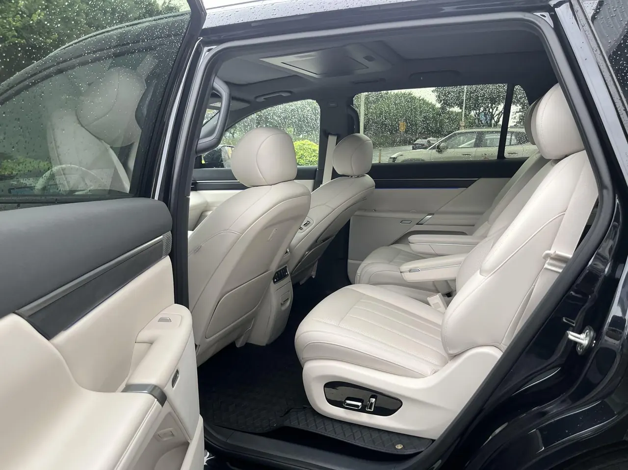 Yi Pai 2026 eπ 008 Pure Electric Home Edition 6-seat Automatic Gear 6