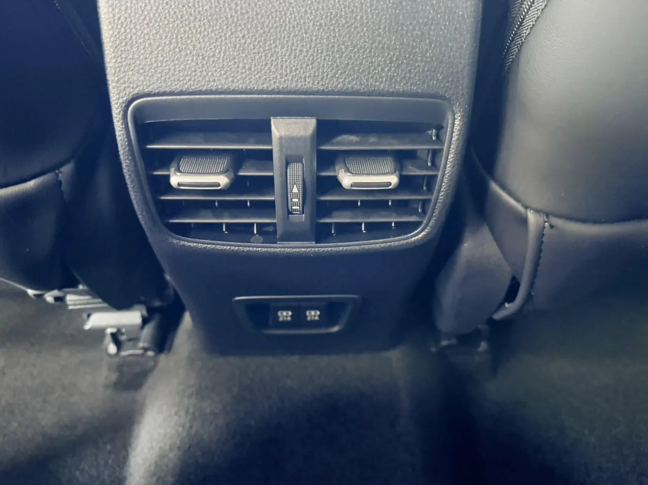 Toyota 2021 Corolla Double Engine 1.8 Stepless Elite Automatic Gear 11