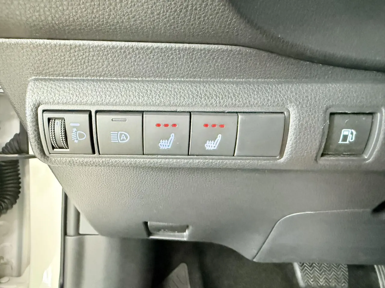 Toyota 2021 Corolla Double Engine 1.8 Stepless Elite Automatic Gear 13