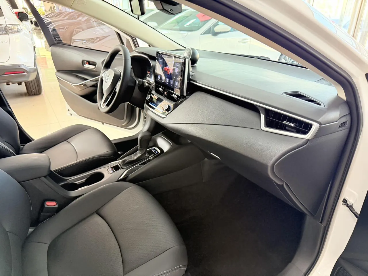 Toyota 2021 Corolla Double Engine 1.8 Stepless Elite Automatic Gear 17