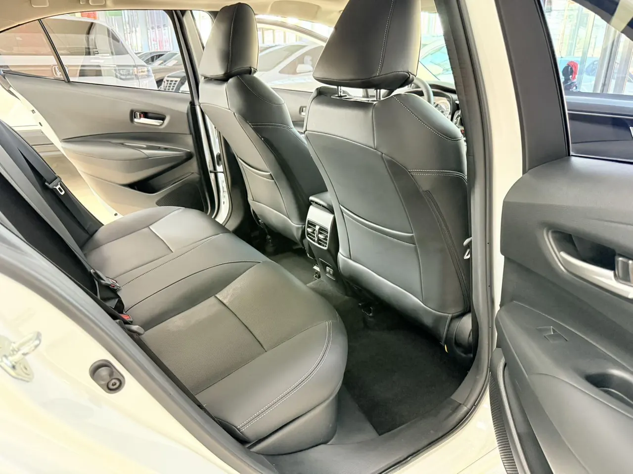 Toyota 2021 Corolla Double Engine 1.8 Stepless Elite Automatic Gear 18