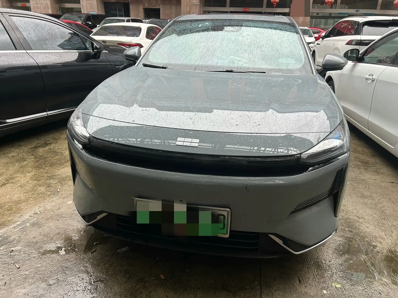 Geely Galaxy 2025 L6 EM-i 1.5 140km Starship Edition Automatic Gear 2