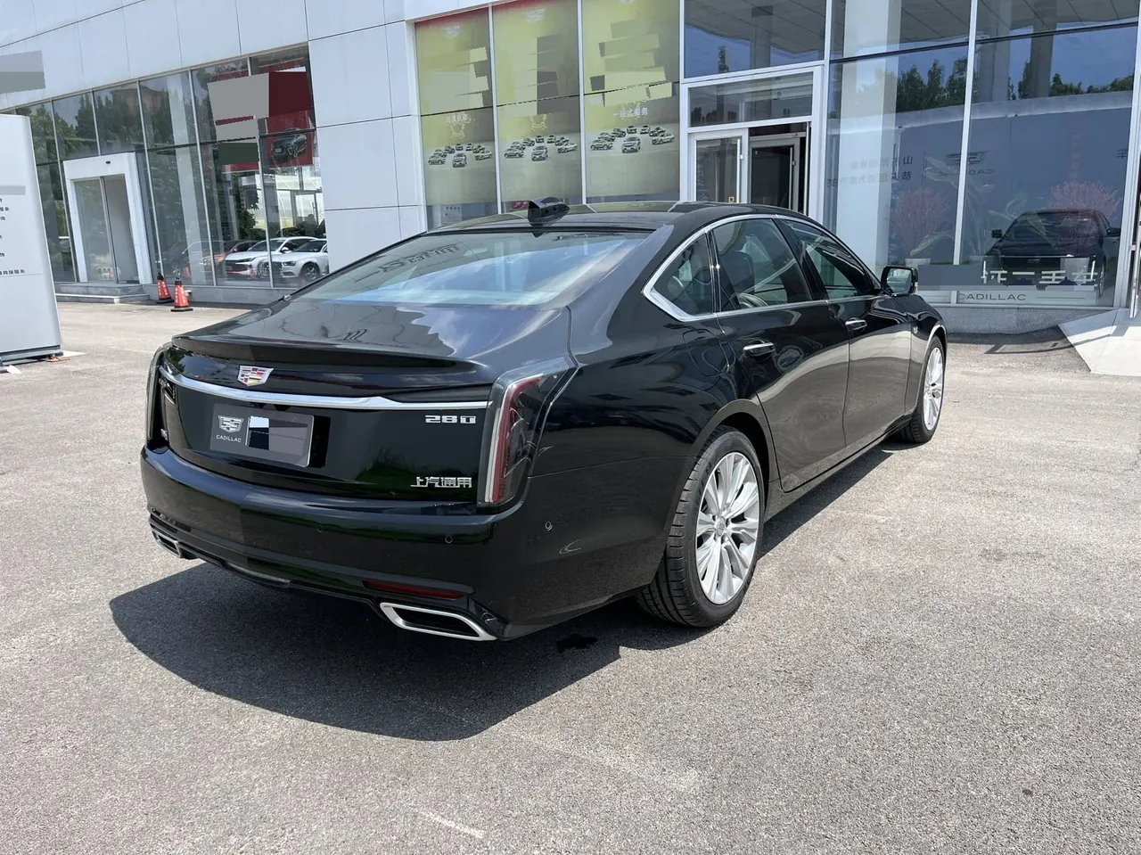 Cadillac 2026 CT6 2.0T 28T flagship automatic gear 10