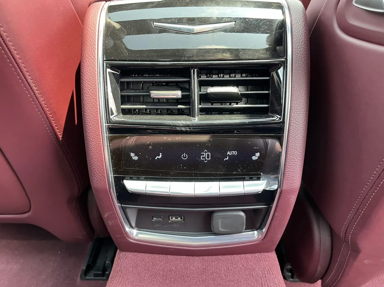 Cadillac 2026 CT6 2.0T 28T flagship automatic gear 13