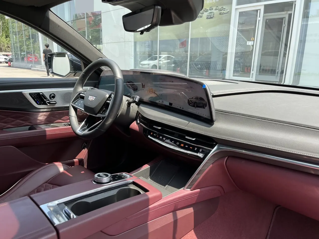 Cadillac 2026 CT6 2.0T 28T flagship automatic gear 15