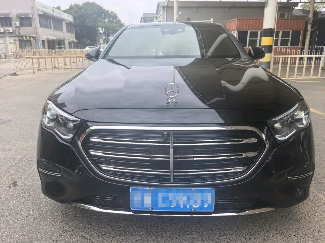 Mercedes Benz E Class 2025 E 300 L 48V 2.0T Luxury Automatic Gear 2