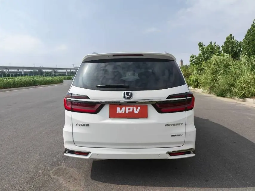 Honda 2026 Odyssey Hybrid 2.0 Stepless Sharp and Pleasant Edition Automatic Gear 8