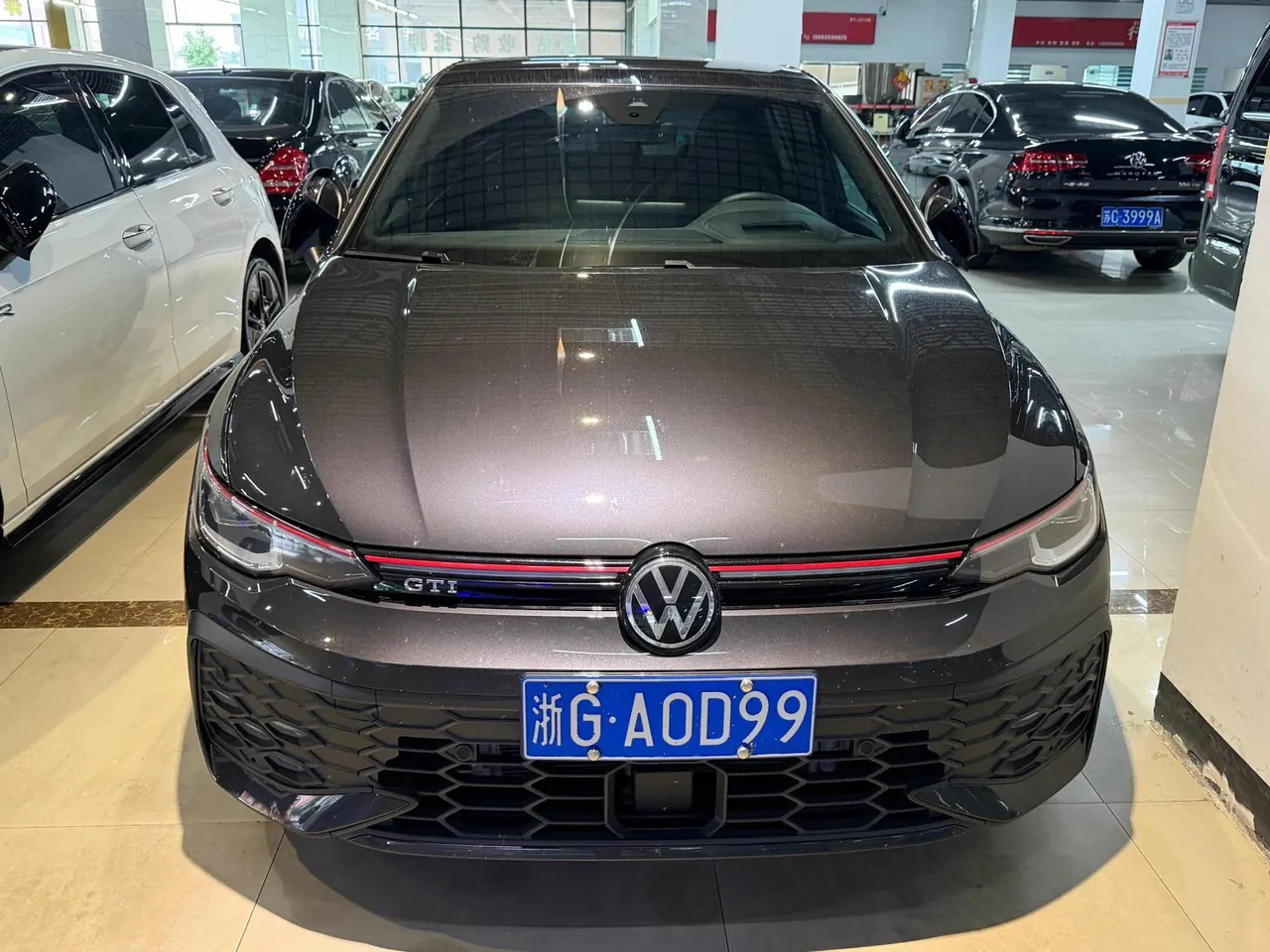 Volkswagen 2025 Golf GTI 2.0TSI 380TSI Automatic 5