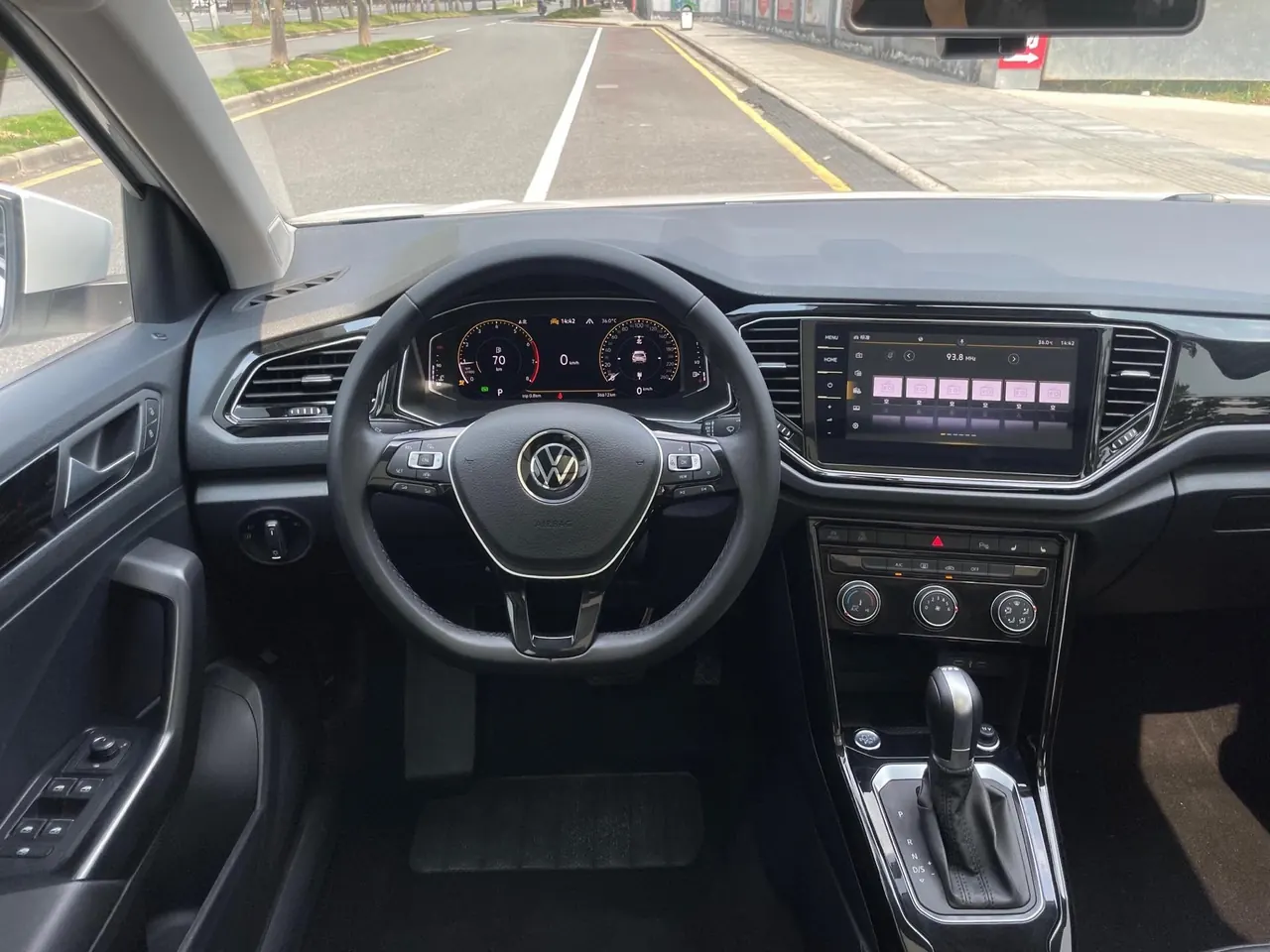 Volkswagen 2022 Tange 1.4TSI 280TSI Two-Drive Comfortable PLUS Automatic Gear 16