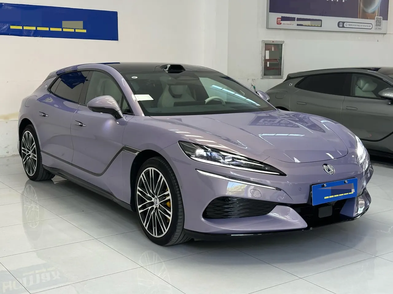 Denza 2026 Denza Z9GT Flashback Flagship Automatic Transmission 3