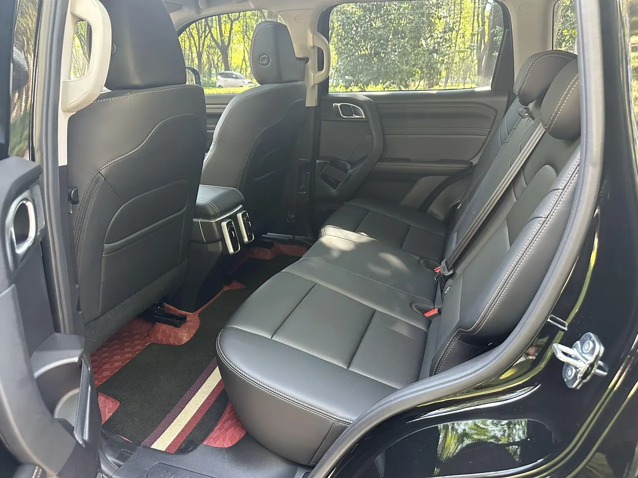 Haval 2026 big dog 2.0T Chinese garden dog version automatic gear 4