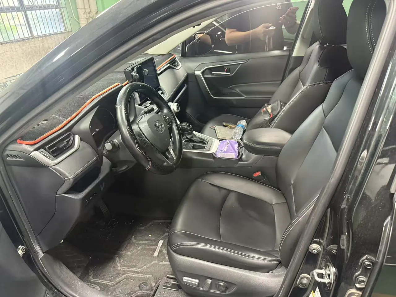 Toyota 2022 RAV4 Rongbo 2.0 Stepless Two-Drive Fashion Edition Automatic Gear 7