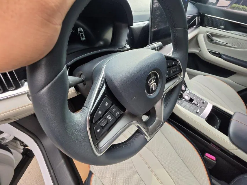 BYD Song PLUS New Energy 2021 Song PLUS DM-i 1.5 Stepless 51KM Honorable Automatic Gear 7