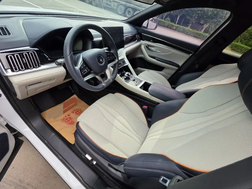 BYD Song PLUS New Energy 2021 Song PLUS DM-i 1.5 Stepless 51KM Honorable Automatic Gear 8