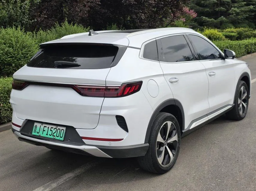 BYD Song PLUS New Energy 2021 Song PLUS DM-i 1.5 Stepless 51KM Honorable Automatic Gear 9