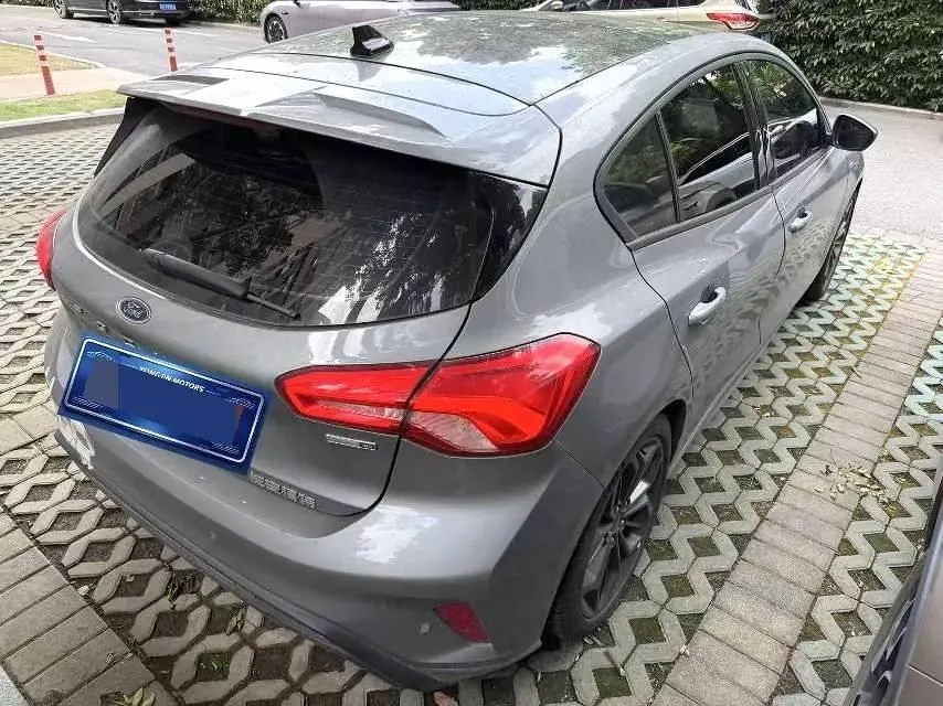 Ford 2021 Fox-hatchback 1.5T EcoBoost 180 ST Line Automatic 2