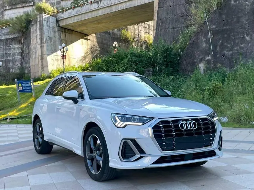 Audi 2022 Q3 1.4TFSI 35TFSI Fashion Elegant Automatic Gear 3