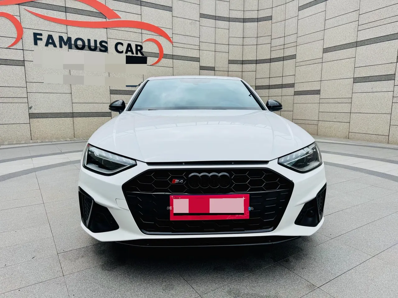 Audi 2022 A4L 2.0TFSI 40TFSI Deluxe Dynamic Automatic 2