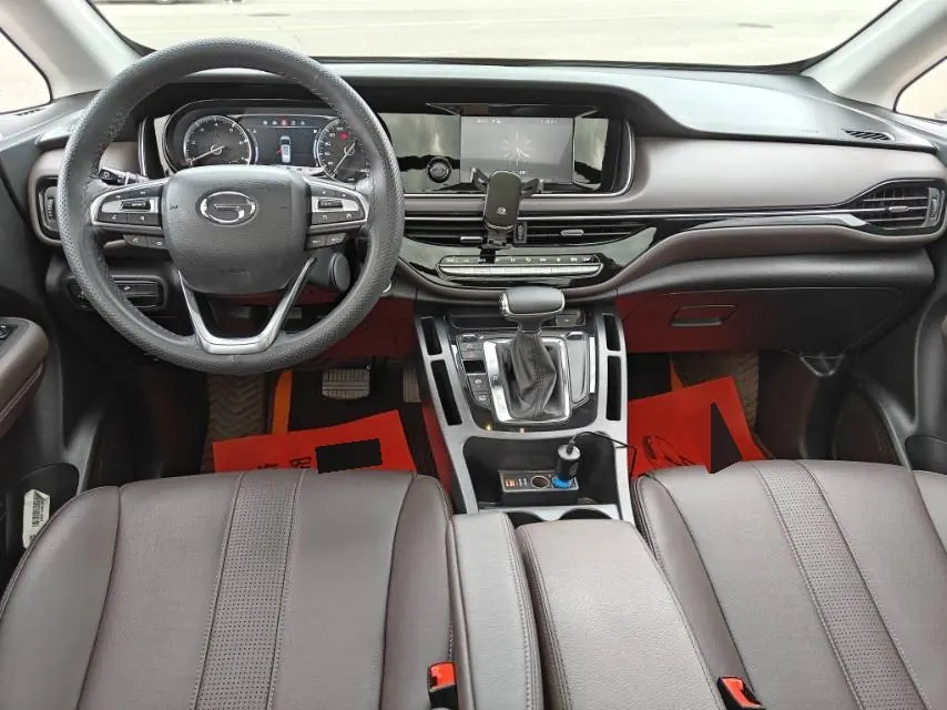 Chuanqi 2021 M6 1.5T 270T Premium Edition 7-seat Automatic Gear 5