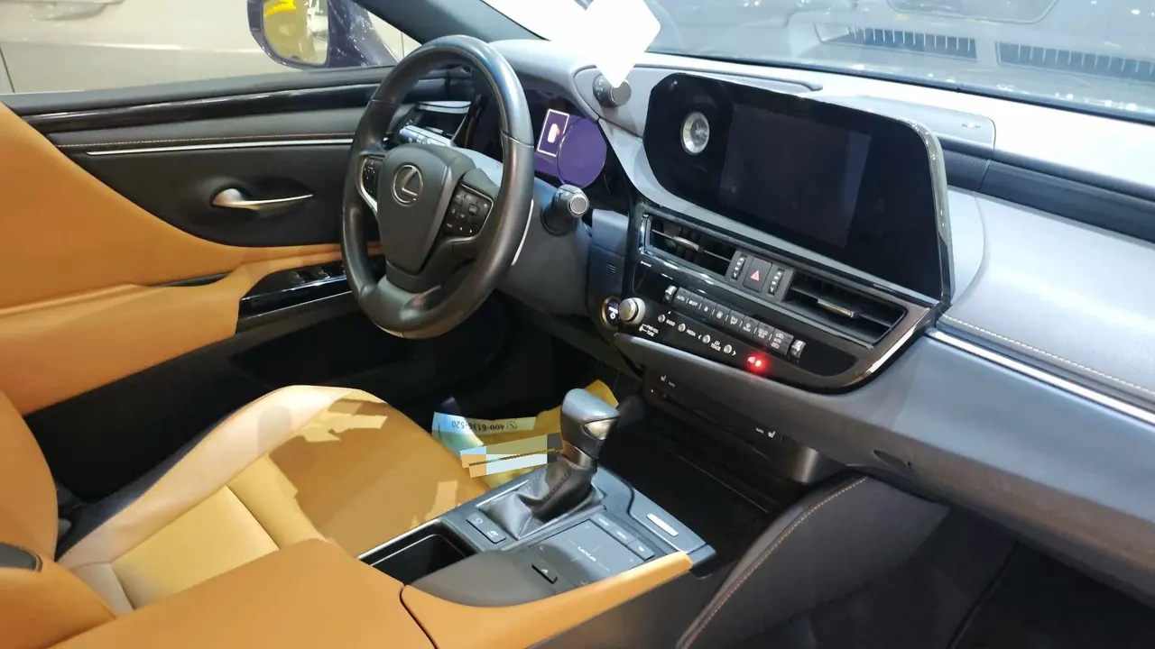 Lexus ES (Imported) 2022 ES300h 2.5 Stepless Excellence Edition Automatic Gear 7
