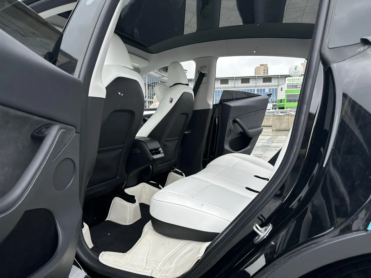Tesla 2022 Model Y rear-wheel drive version (facelift) automatic gear 13