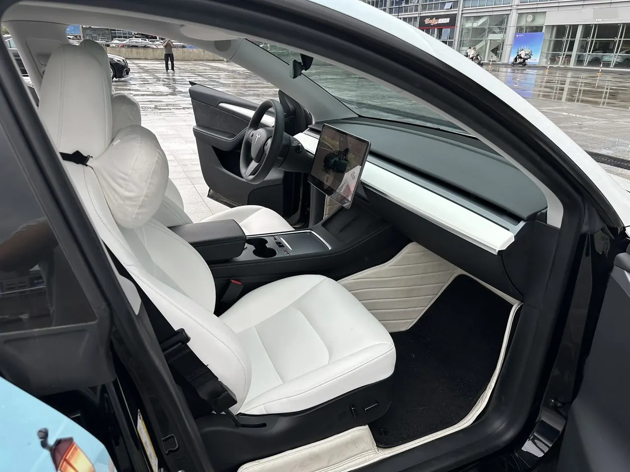 Tesla 2022 Model Y rear-wheel drive version (facelift) automatic gear 15