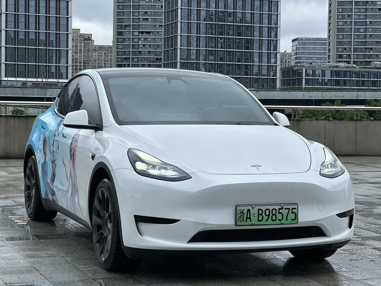 Tesla 2022 Model Y rear-wheel drive version (facelift) automatic gear 3