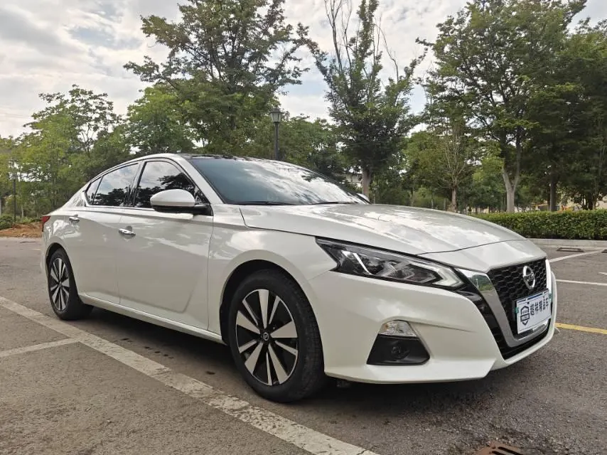 Nissan 2021 Teana 2.0 Stepless XL Comfort Edition Automatic Gear 2