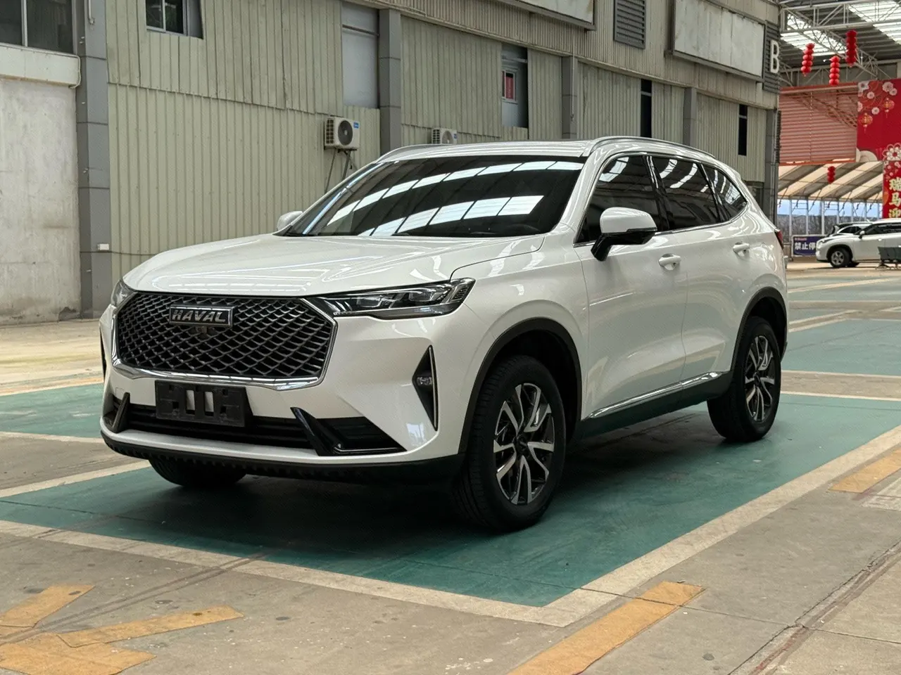 Open image lightbox: Haval 2022 H6 1.5T Two-Drive Pro Auto
