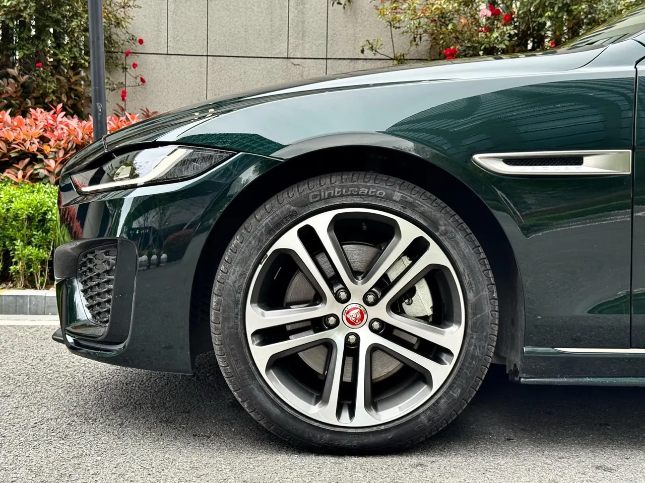 Jaguar 2022 XEL 2.0T 250PS R-DYNAMIC S Enterprising Sports Edition Automatic Gear 11