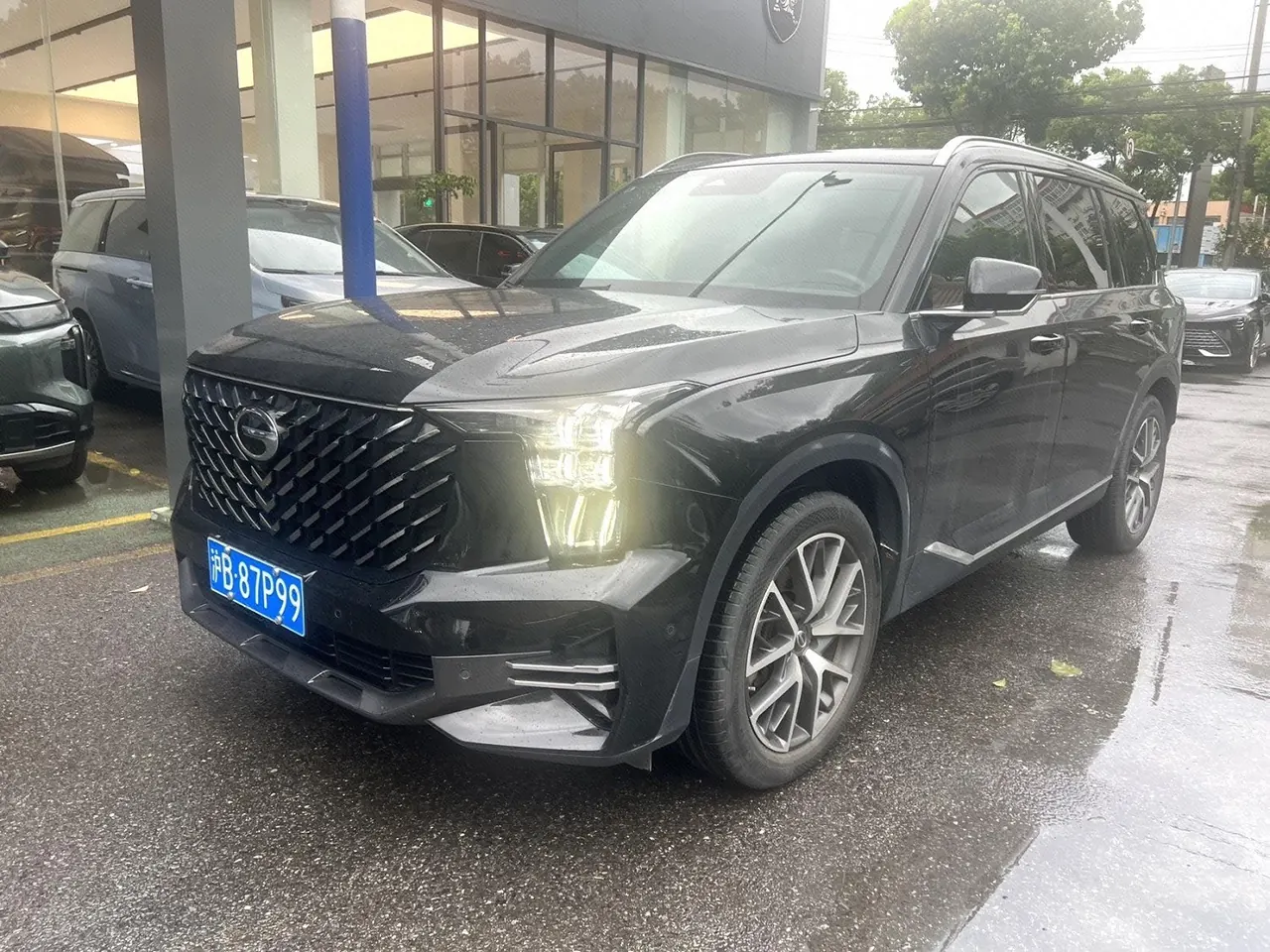 打开图片灯箱:Chuanqi 2022 GS8 2.0TGDI Two-Drive Premium Edition Seven-seat Automatic Gear
