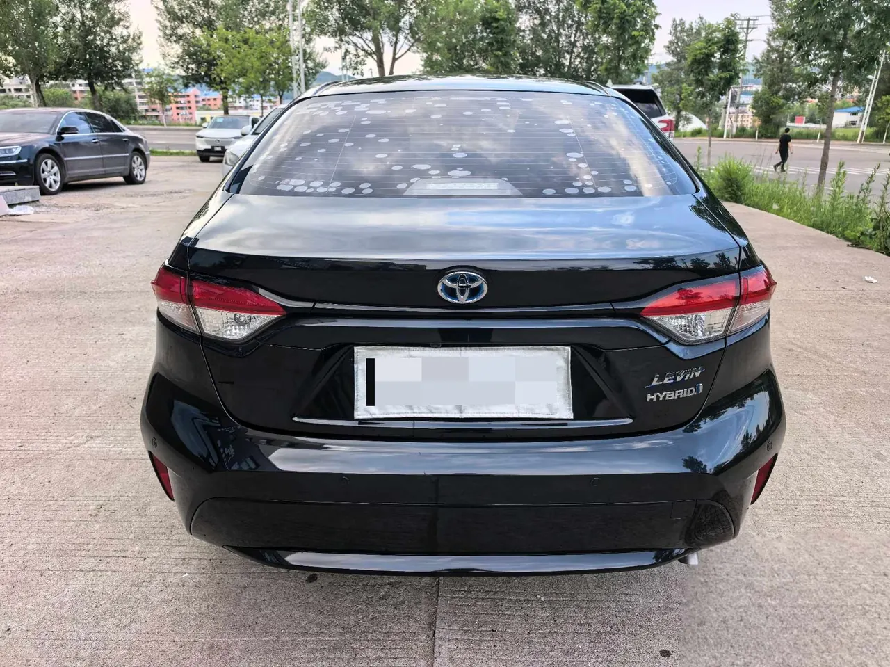 Toyota 2022 Lei Ling Shuangqing 1.8H Stepless Deluxe Edition Automatic Gear 18