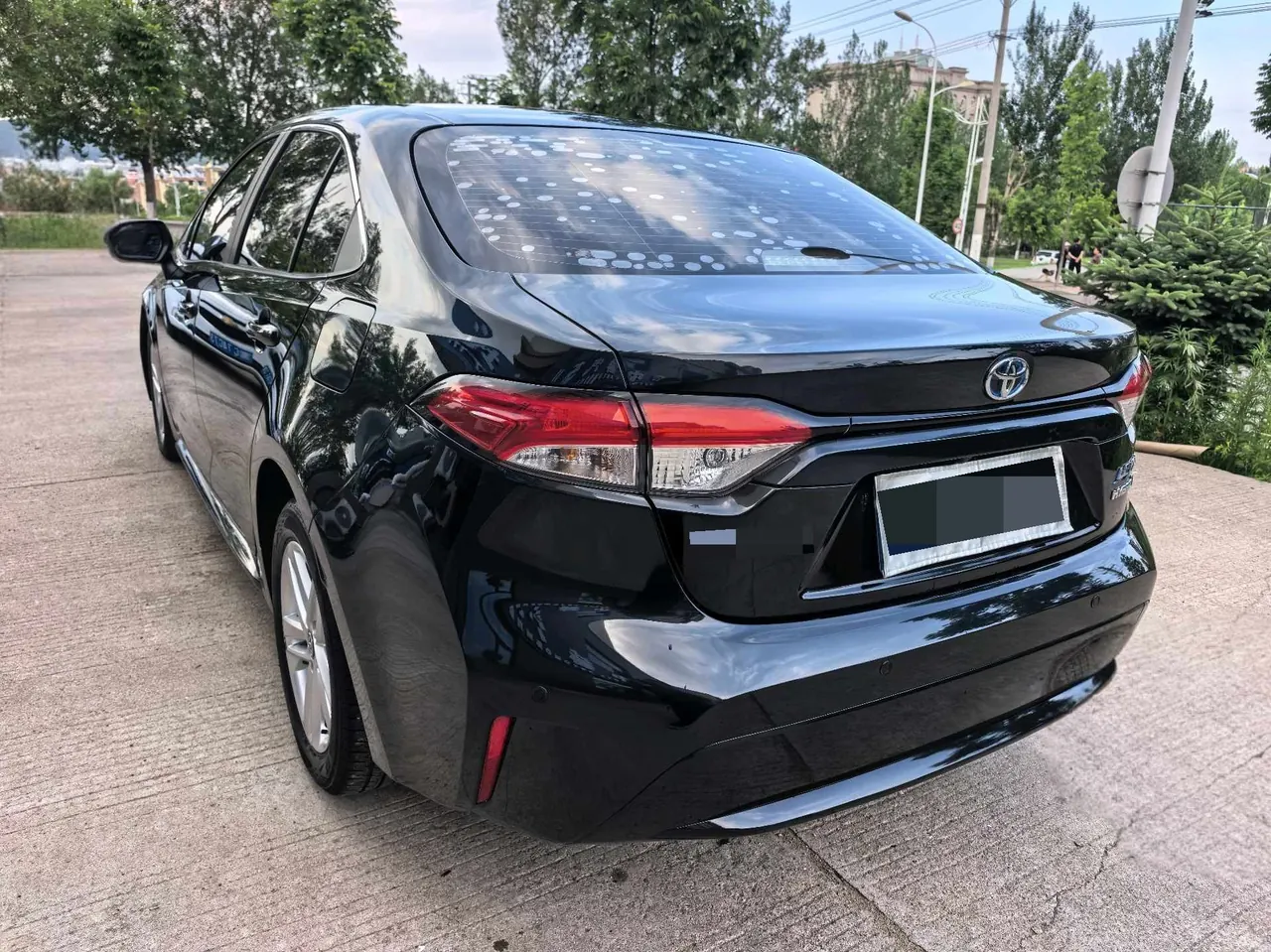 Toyota 2022 Lei Ling Shuangqing 1.8H Stepless Deluxe Edition Automatic Gear 20