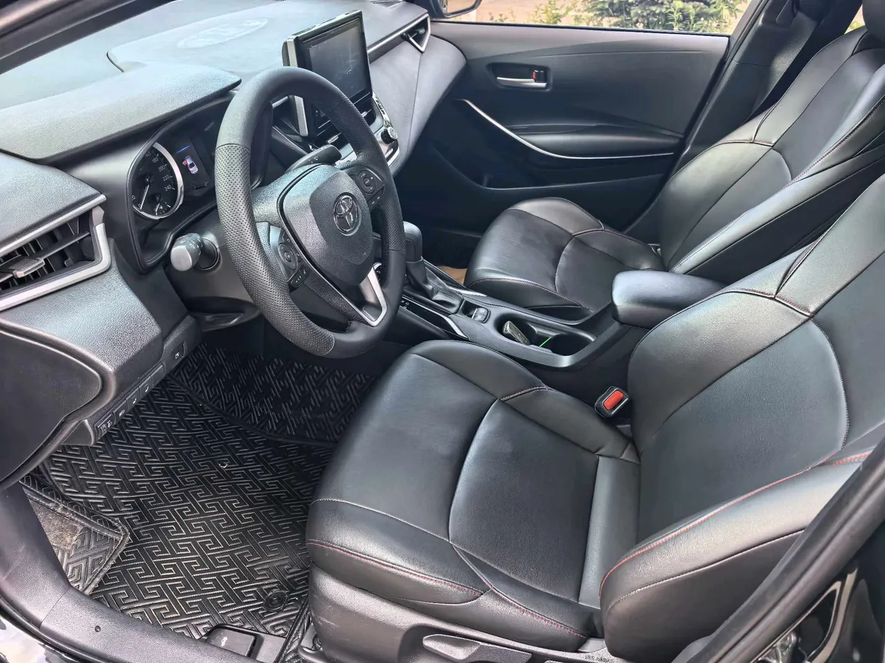 Toyota 2022 Lei Ling Shuangqing 1.8H Stepless Deluxe Edition Automatic Gear 6