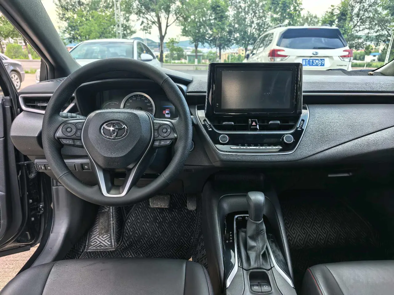 Toyota 2022 Lei Ling Shuangqing 1.8H Stepless Deluxe Edition Automatic Gear 9