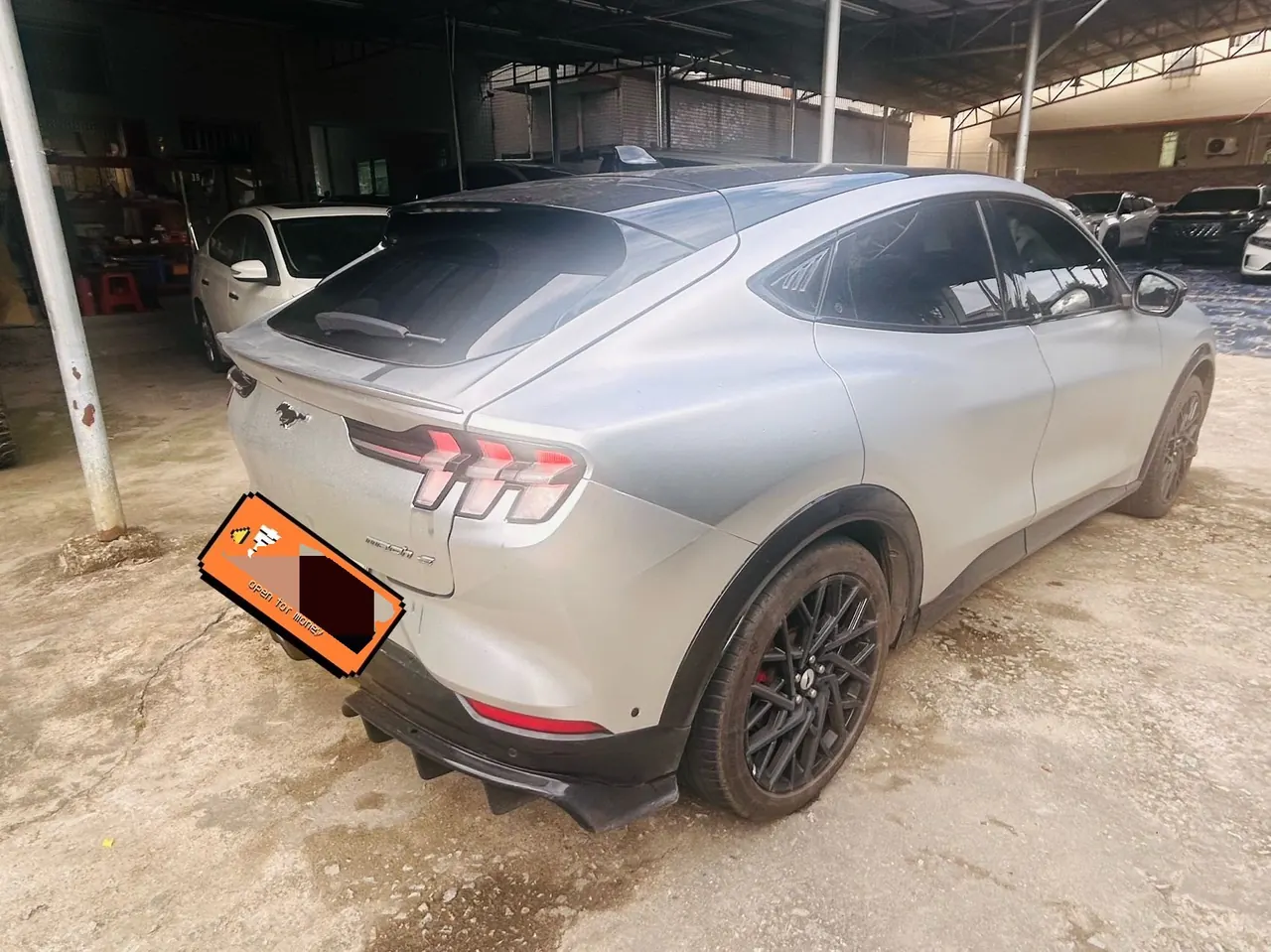 Ford Electric Horse 2021 Mustang Mach-E Leap to the World Rear Drive Edition (Standard Endurance) Automatic Gear 4