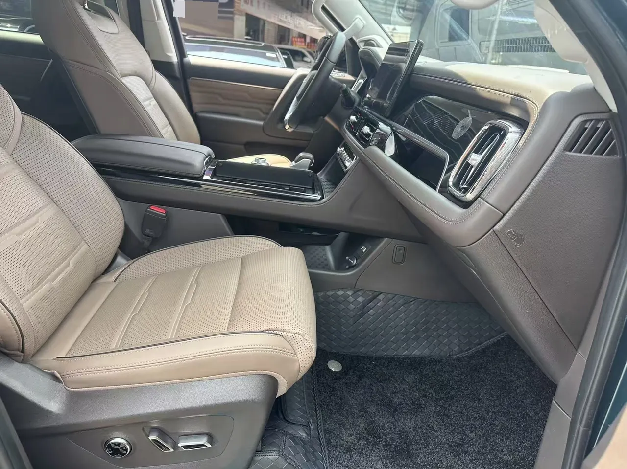 Beijing 2022 BJ60 48V 2.0T 11th Edition 5-seat Automatic Gear 6