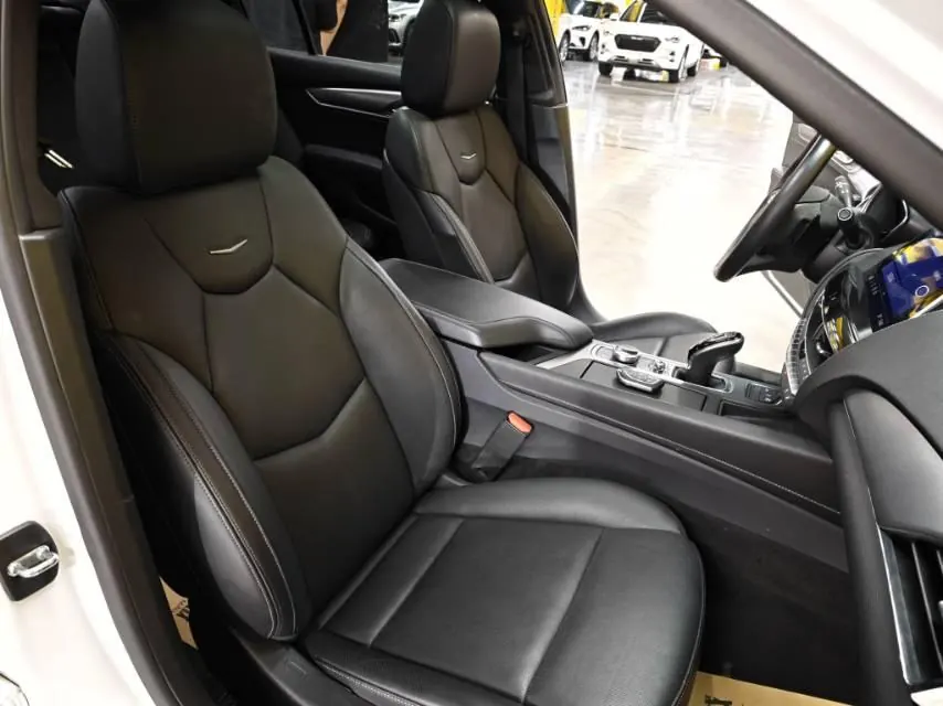 Cadillac 2021 CT5 2.0T 28T luxury automatic gear 4