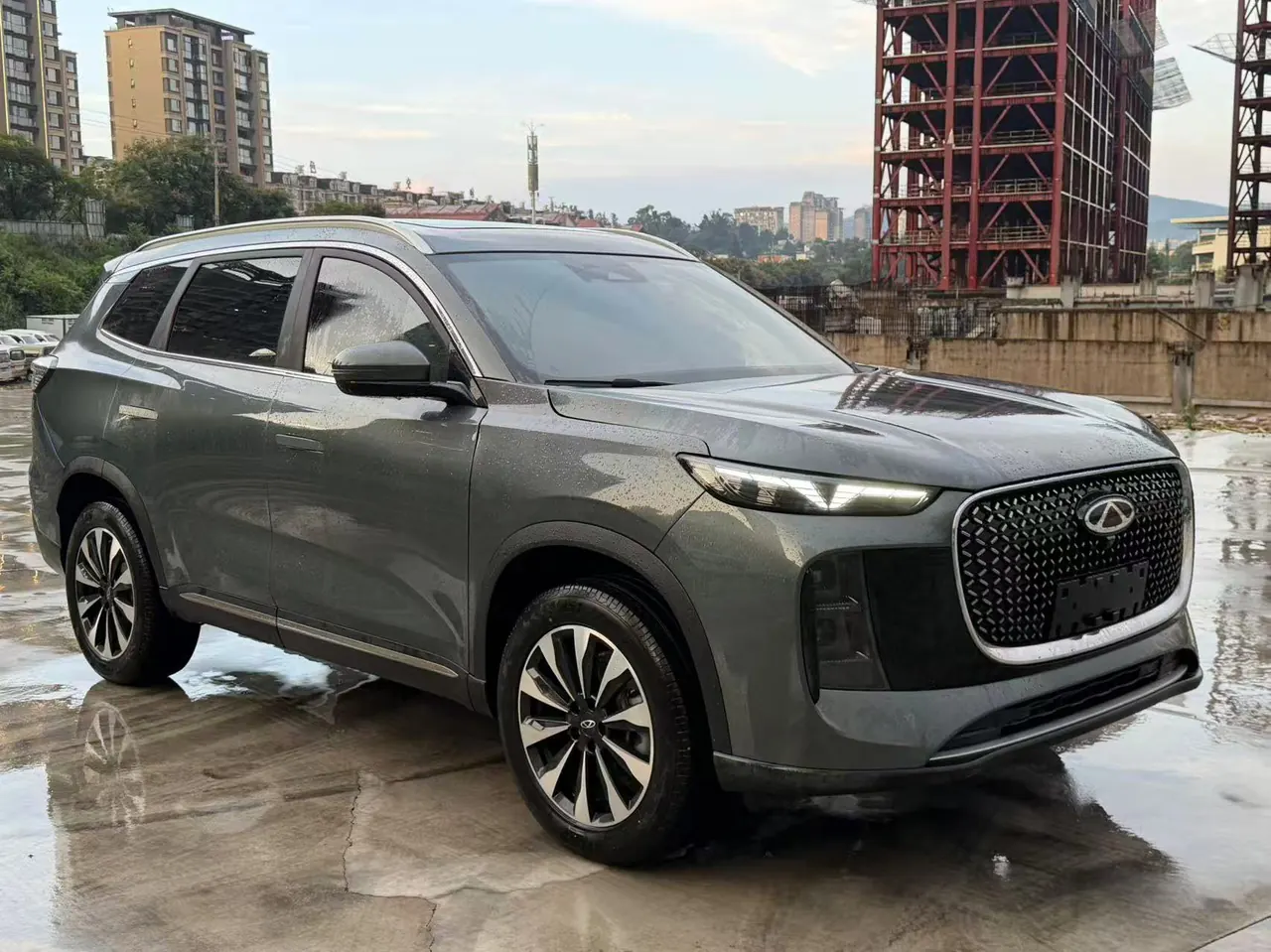 Chery 2025 Tiggo 8 PLUS 1.6TGDI 290TGDI Luxury Automatic Gear 3