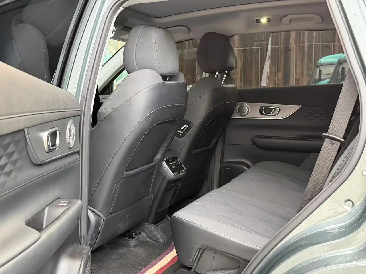 Chery 2025 Tiggo 8 PLUS 1.6TGDI 290TGDI Luxury Automatic Gear 8