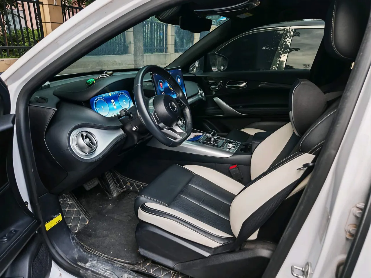 Denza 2020 Denza X PHEV 2.0T Sports Edition Automatic Gear 2