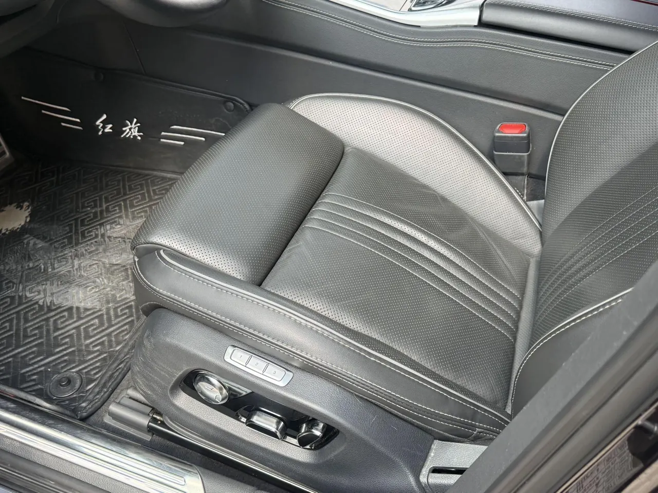 HongQi 2020 H9 48V 2.0T Zhilian Flag Edition Automatic Gear 6
